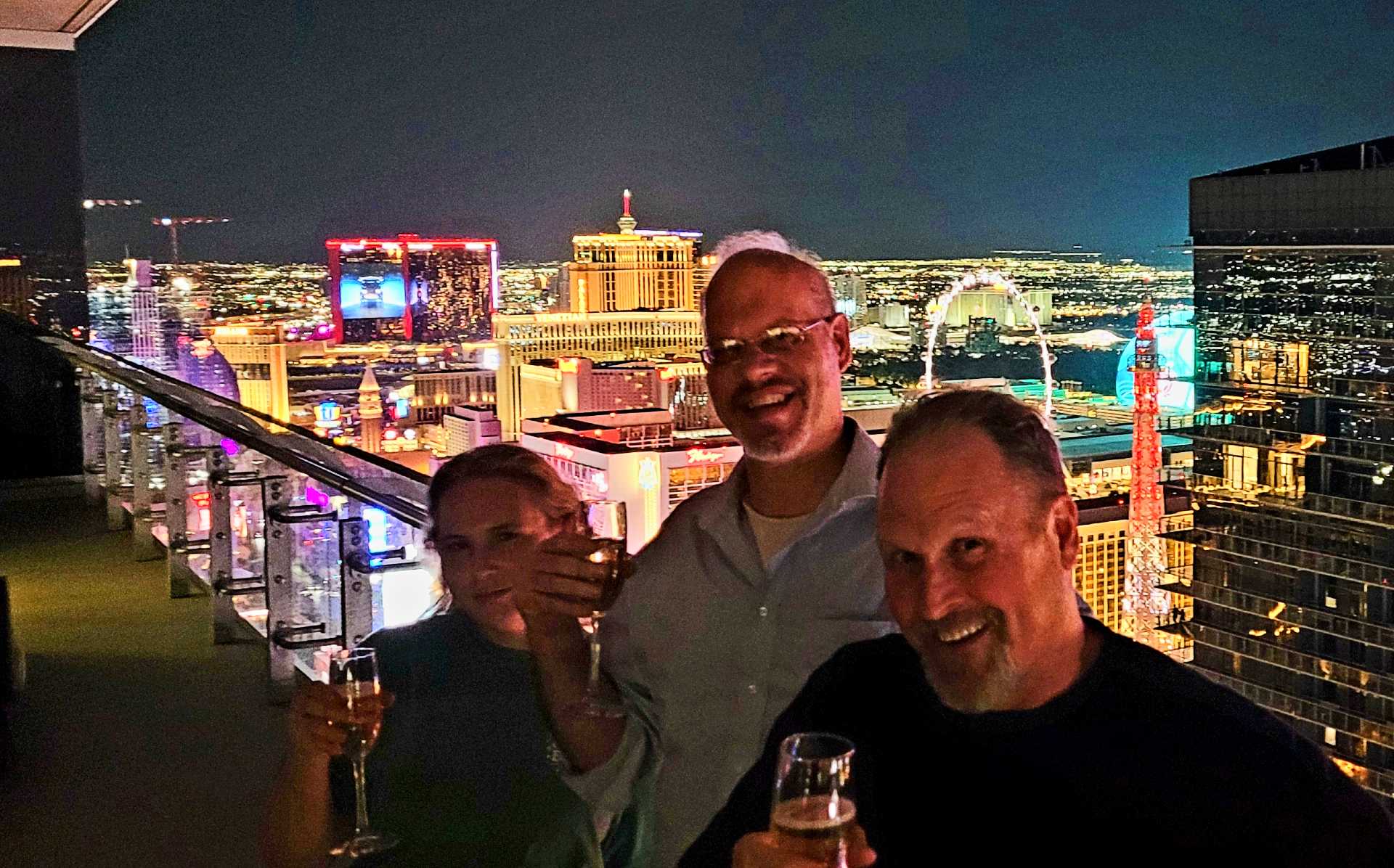 Seamlessly blending live comedy with classic Vegas nightlife.